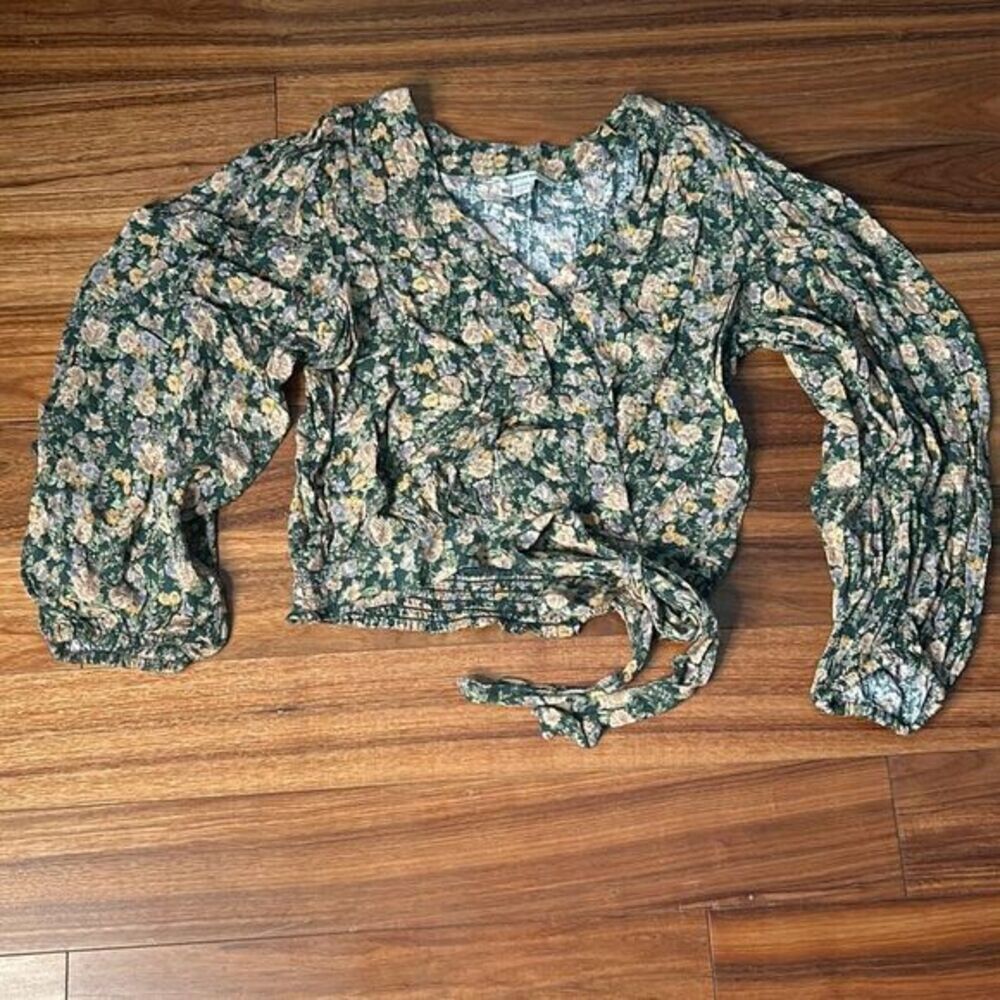 American eagle floral boho long‎ sleeve top sweetheart neckline faux wrap shirt